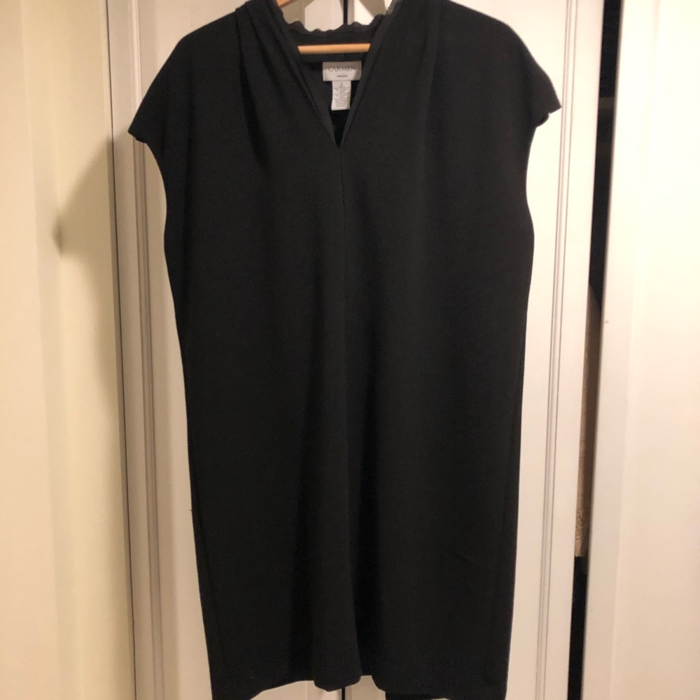 Carmen Marc Valvo little black dress